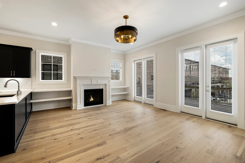 408 Upper E Ave - 020 (Photos)