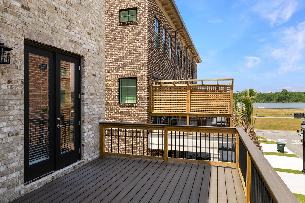 408 Upper E Ave - 052 (Photos)