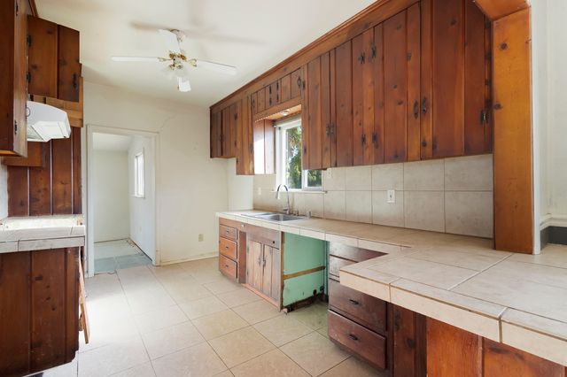 3131 Rodeo Ave - 009 Photos