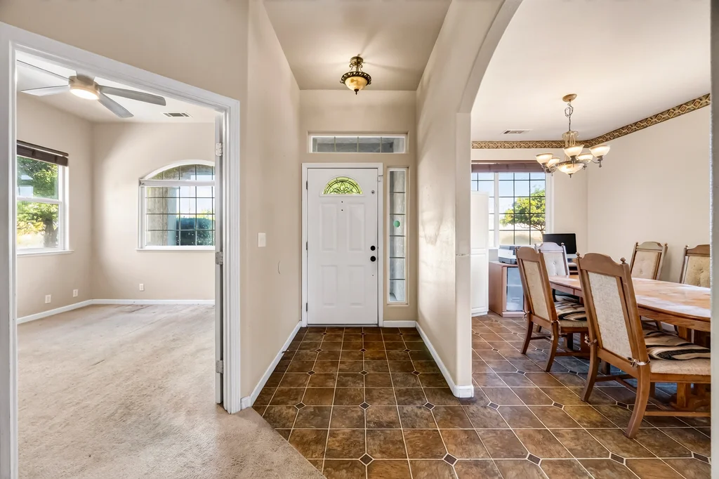 1878 Bedford Dr - 006 (Photos)