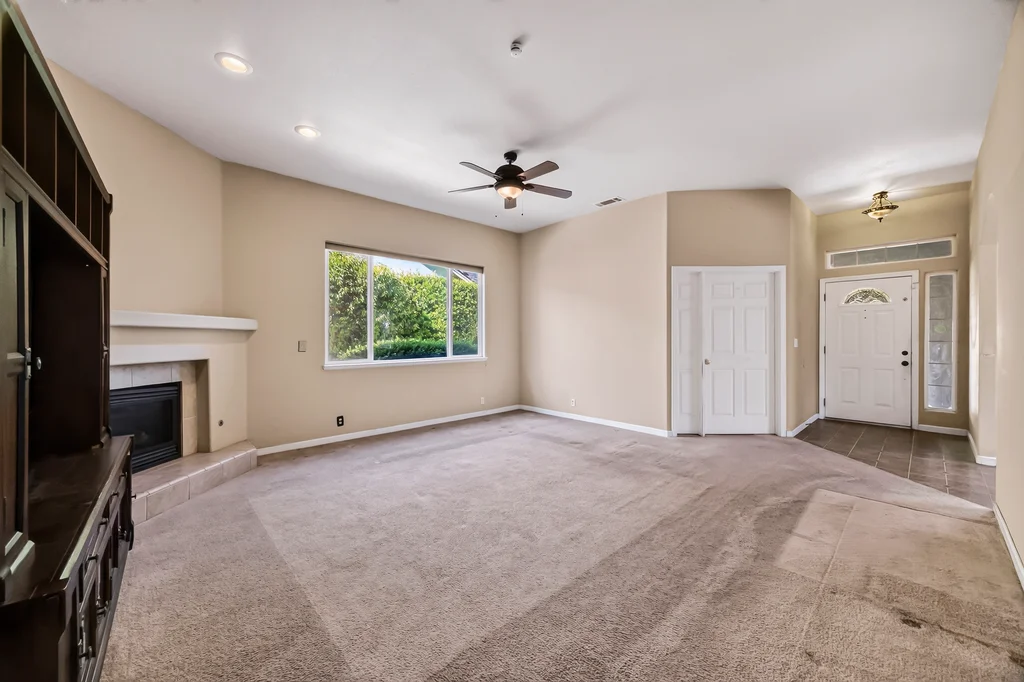 1878 Bedford Dr - 010 (Photos)