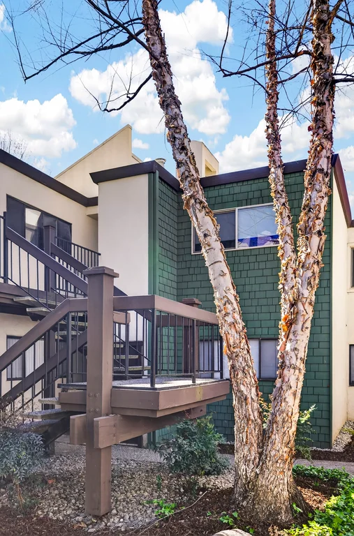 555 Vallombrosa Ave APT 14 - 003 (Photos)