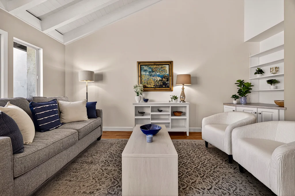 555 Vallombrosa Ave APT 14 - 010 (Photos)