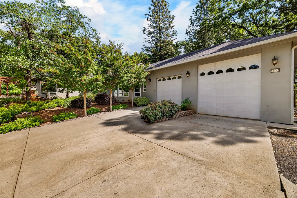 14944 Woodland Park Dr, Forest Ranch - 004 (Photos)