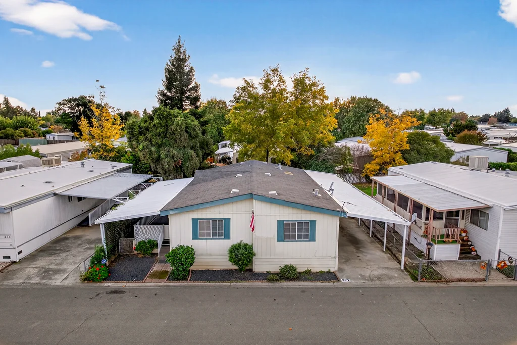 701 E Lassen Ave - 003 (Photos)