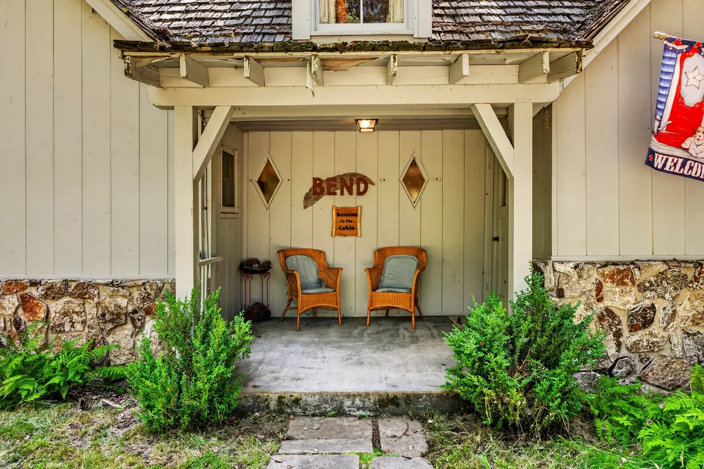 735 Feather River Dr - 007 (Photos)