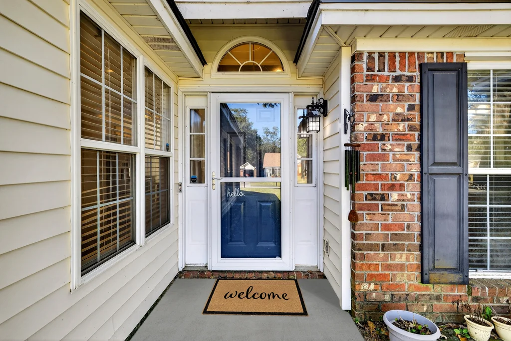 111 Ashwood Dr - 005 (Photos)
