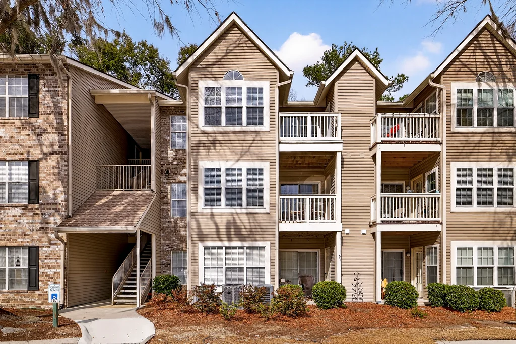 12300 Apache Ave - 001 (Photos)