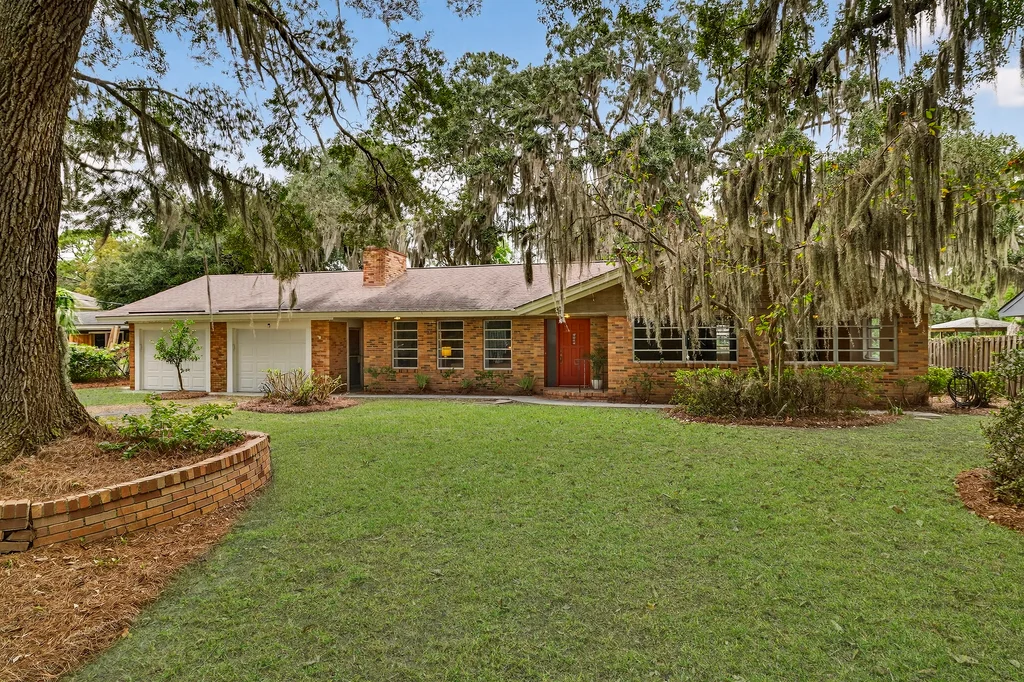 335 Island Rd - 002 (Photos)