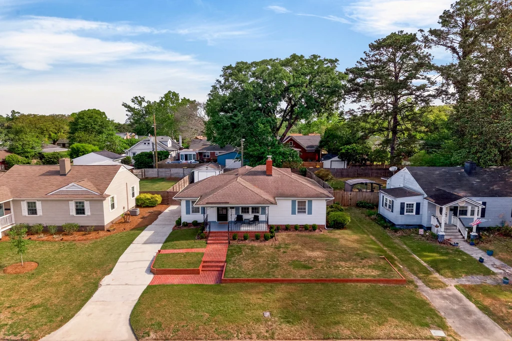 310 E 57th St, Savannah - 002 (Photos)