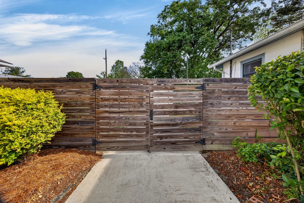 310 E 57th St, Savannah - 005 (Photos)