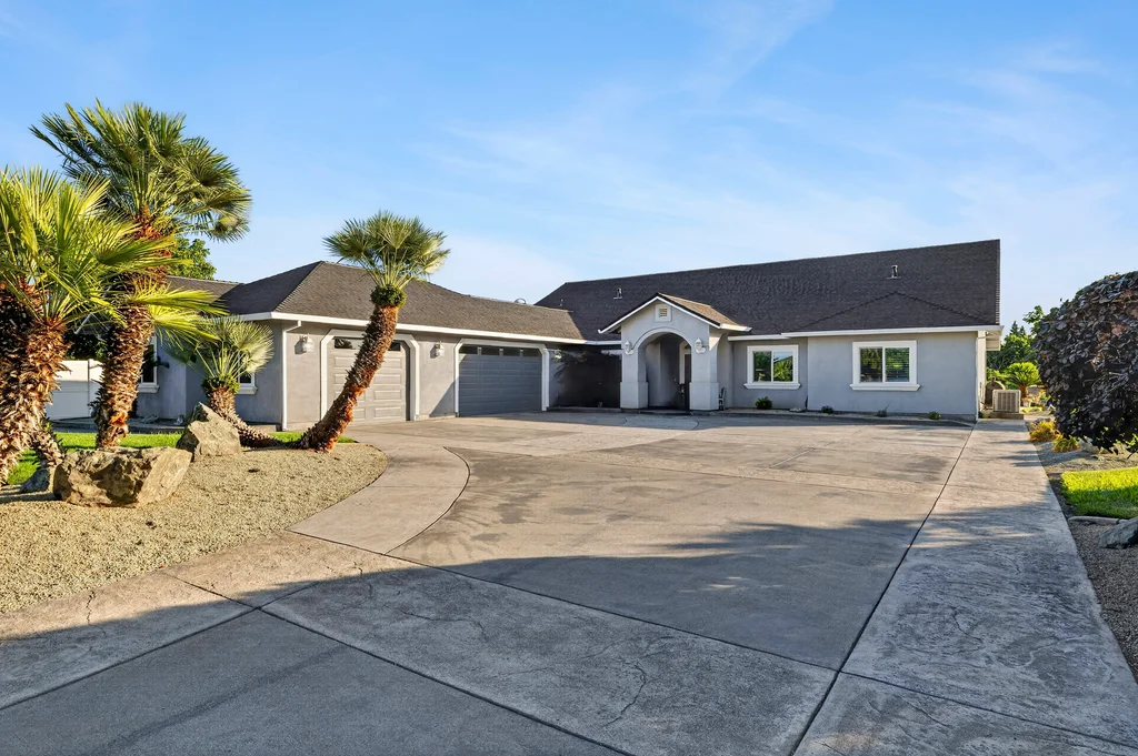 2356 Wheeler Ave - 002 (Photos)