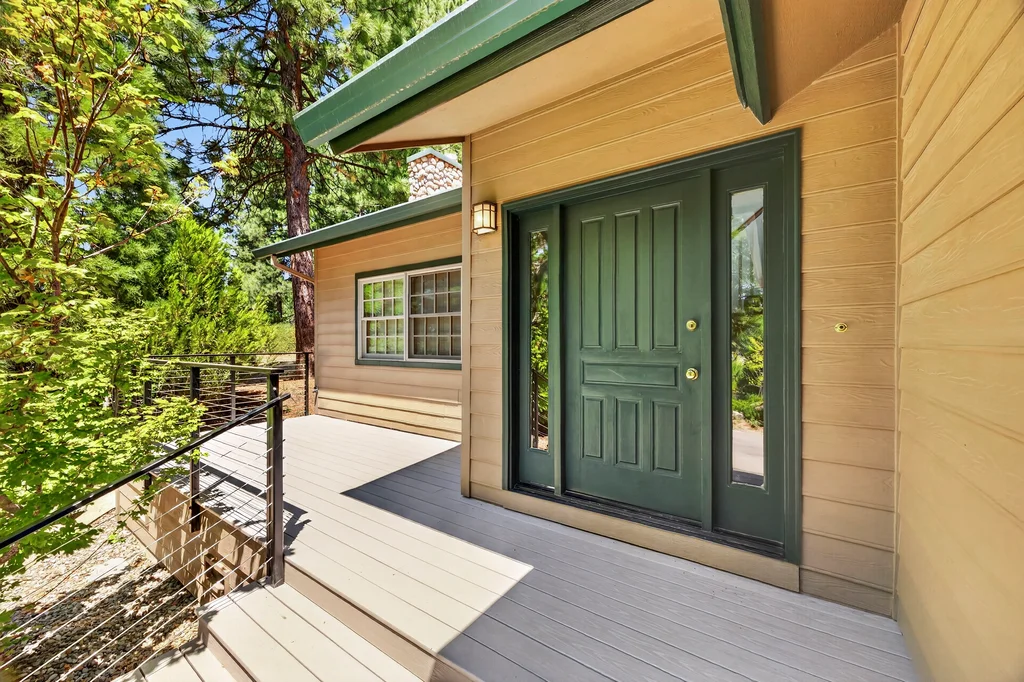 33 Manor Dr - 010 (Photos)
