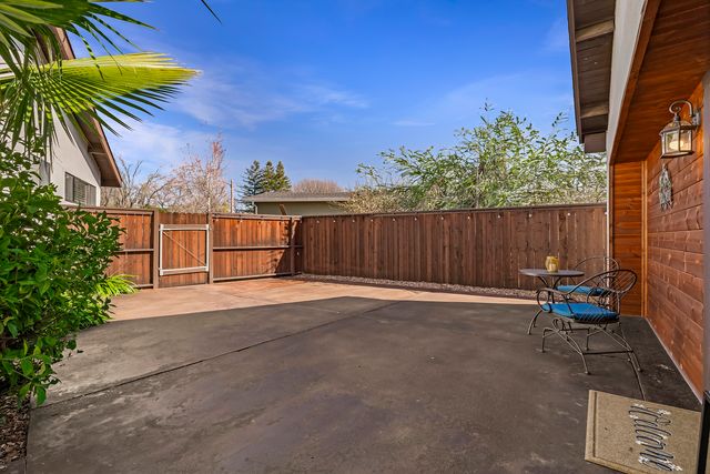 455 Redwood Way - 071 Photos