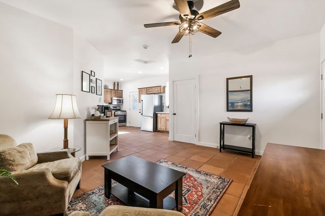 455 Redwood Way - 074 Photos