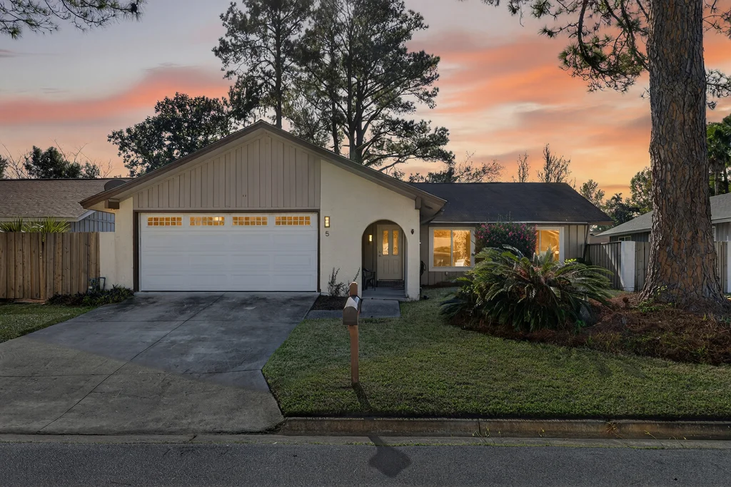 5 Chantilly Ct - 002 (Photos)