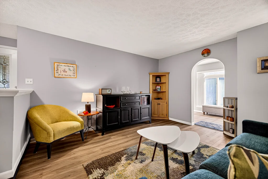 5 Chantilly Ct - 010 (Photos)