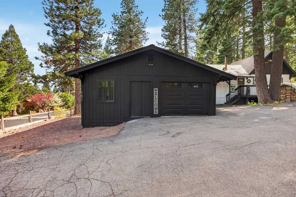 101 Peninsula Dr, Westwood - 631 (Photos)