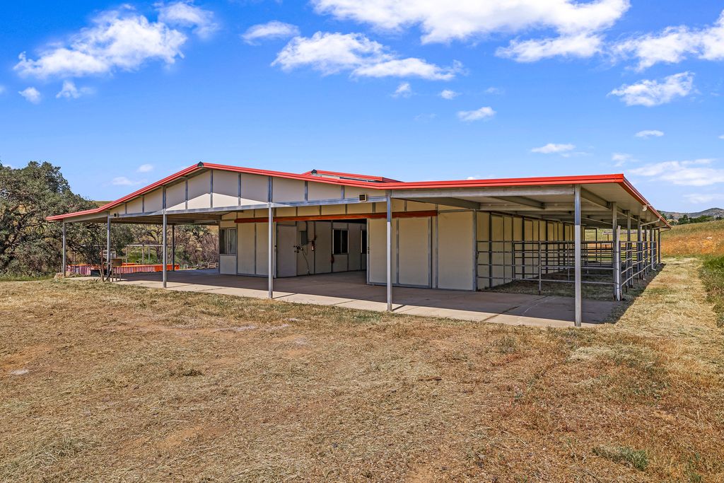 309 Apache Hill Rd - 003 Photos