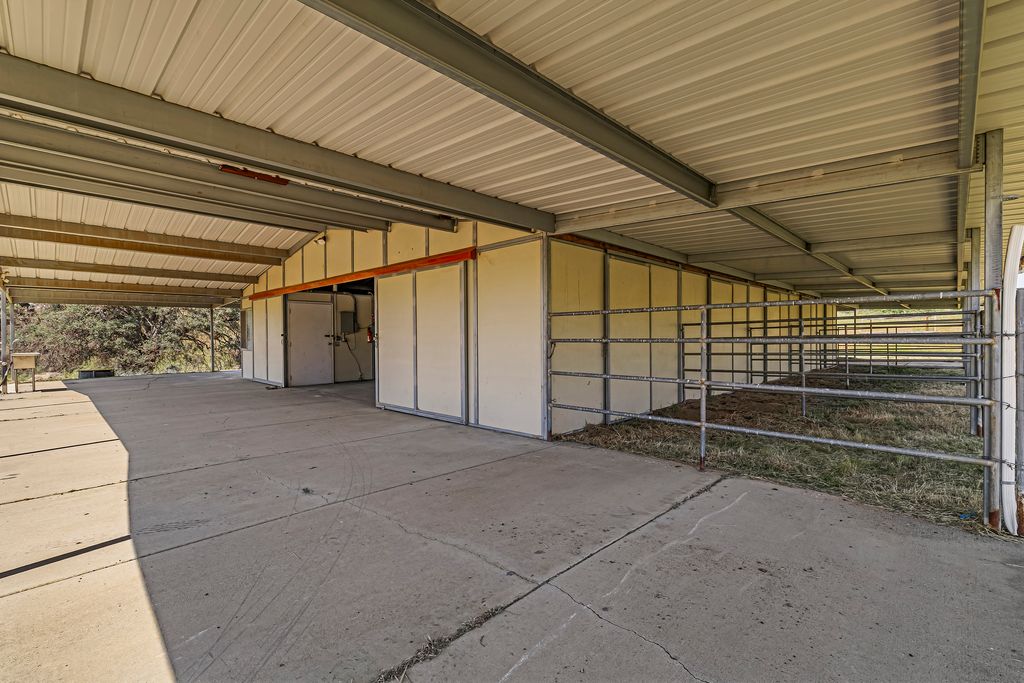 309 Apache Hill Rd - 006 Photos