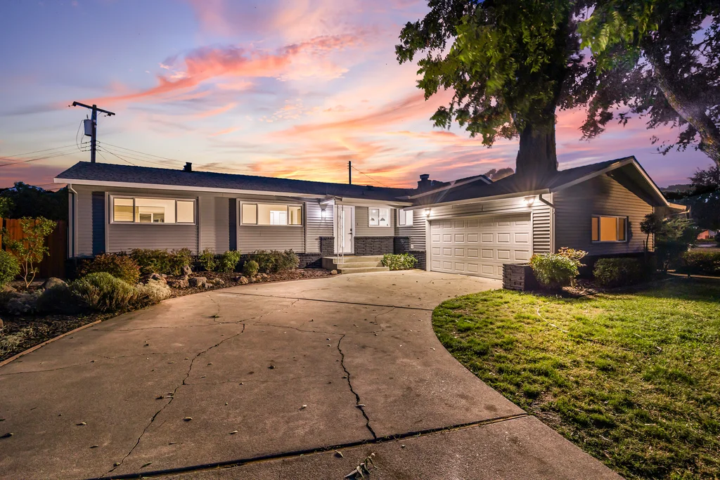 6877 Buena Terra Way - 006 (Photos)