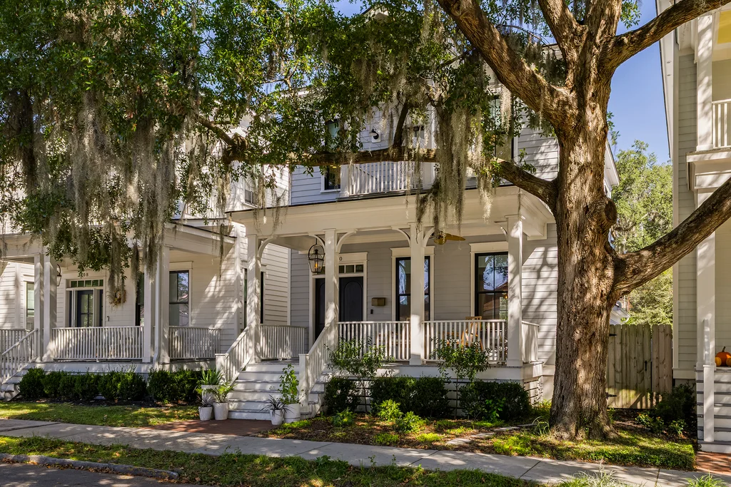 110 E 38th St - 002 (Photos)