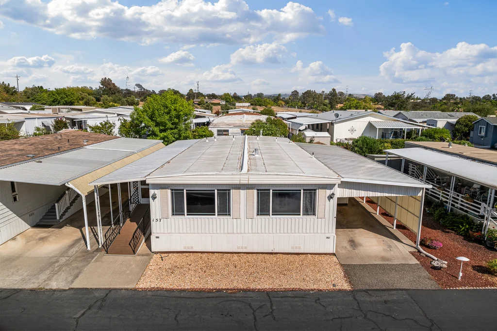 157 Willow Pkwy - 003 (Photos)