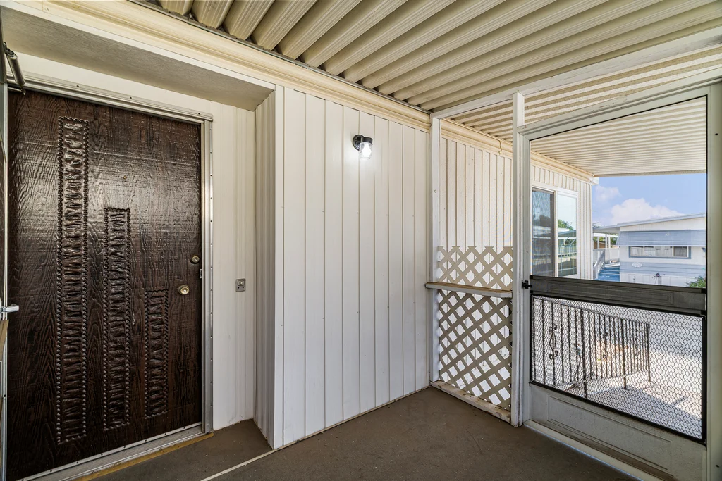 157 Willow Pkwy - 008 (Photos)