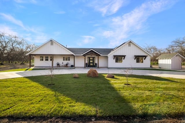 9243 Turner Ln - 001 Photos