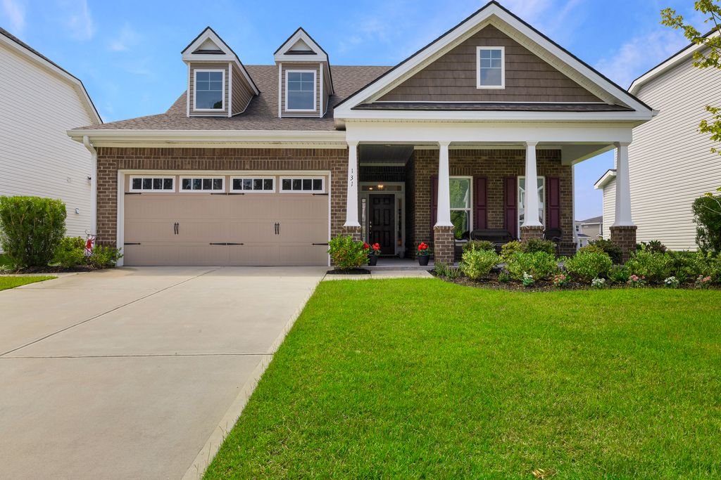 131 Como Dr - 001 (Photos)