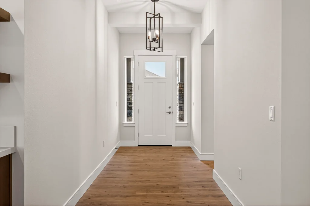 2739 Waterloo Cir - 007 (Photos)