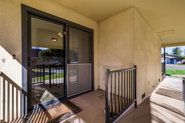 375 Los Robles Ave - 008 Photos