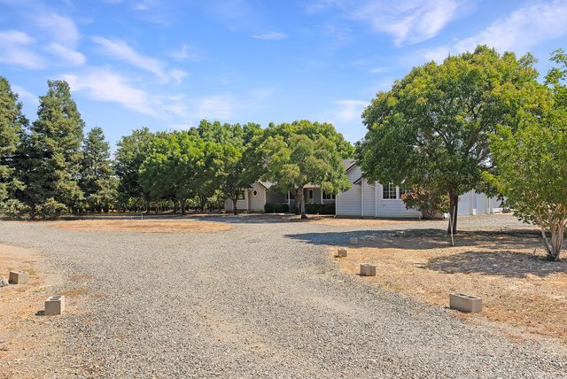 25170 Moller Ave - 03 Photos
