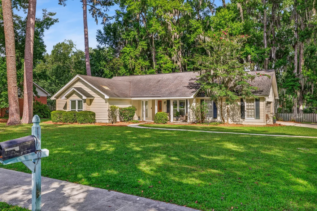 14707 Coffee Bluff Rd - 004(Photos)