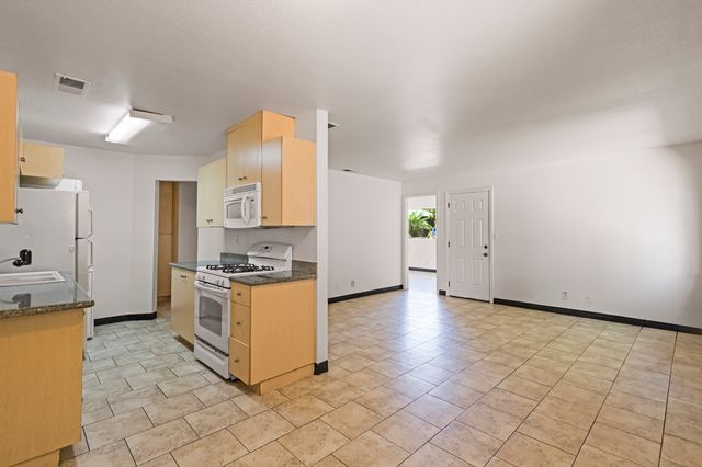 2232 Park Ave - 10 Photos