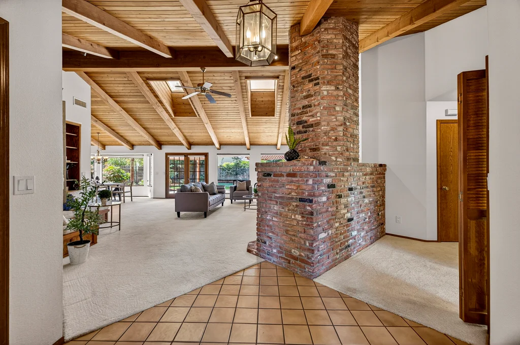 037 Blackmuir Ct - 009 (Photos)