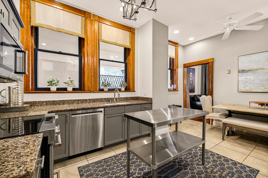 106 E Harris St - 032 (Photos)