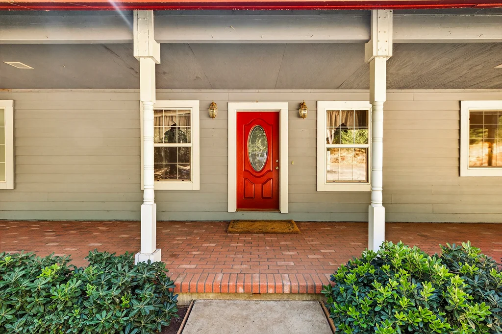 10202 Cohasset Rd - 009 (Photos)