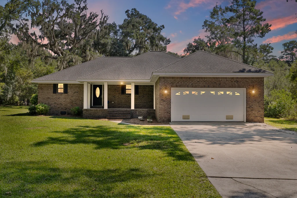 120 Pinetree Rd - 002 (Photos)