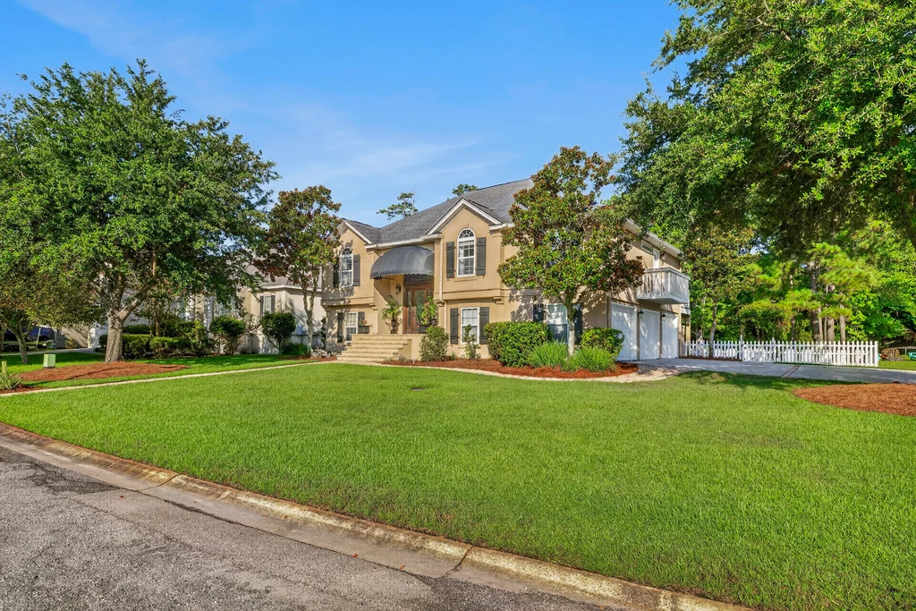 109 Briarberry Bluff Dr - 003 (Photos)