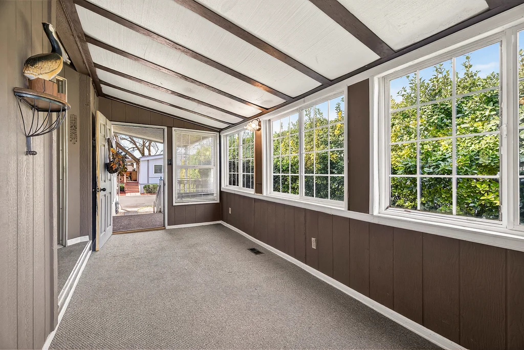 701 E Lassen Ave - 008 (Photos)