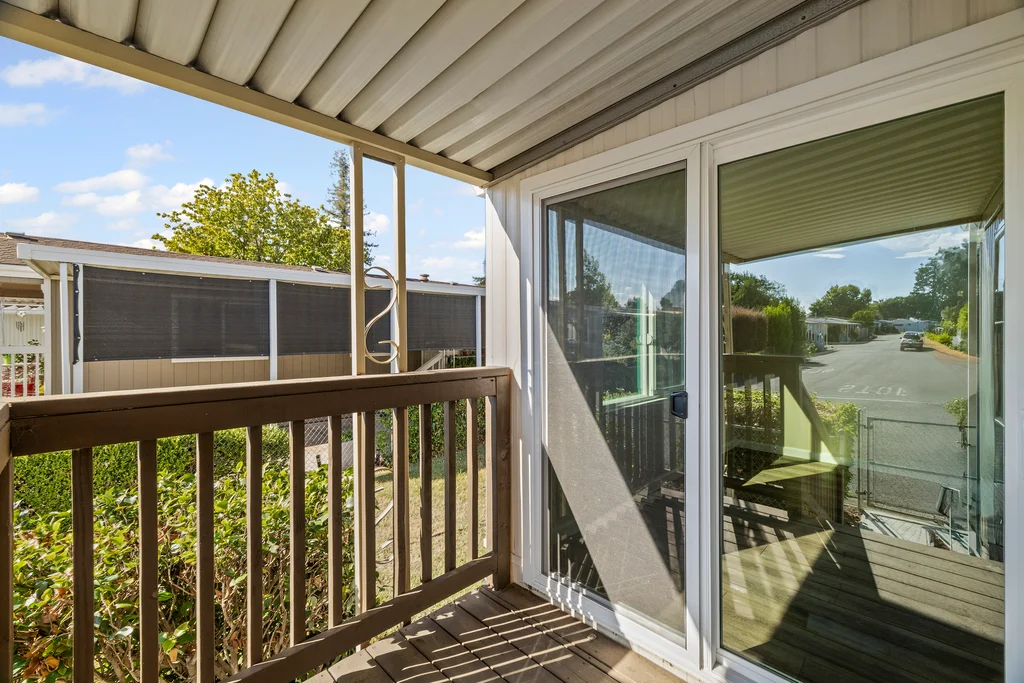 701 E Lassen Ave - 008 (Photos)