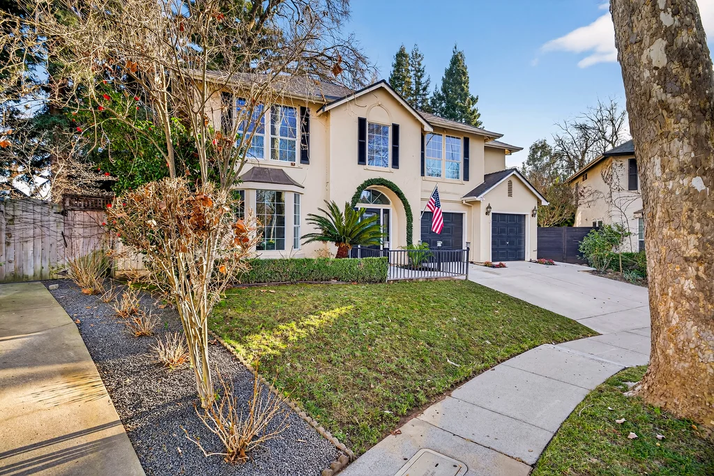 681 Cromwell Dr - 005 (Photos)