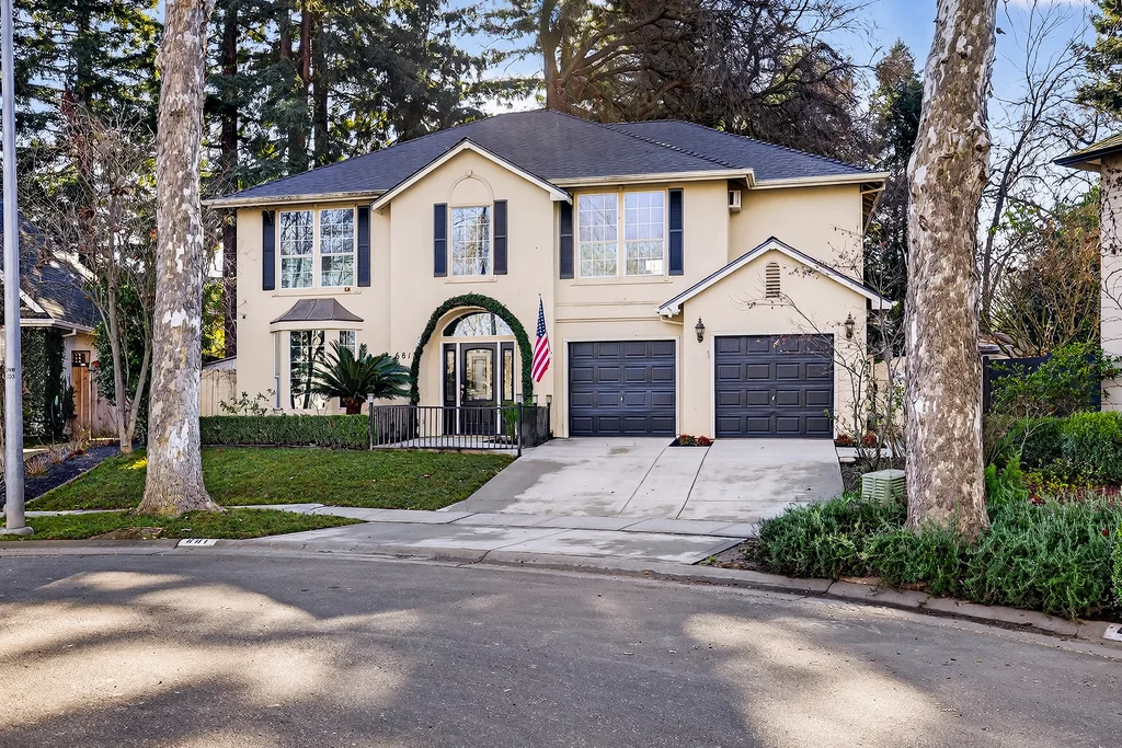 681 Cromwell Dr - 006 (Photos)