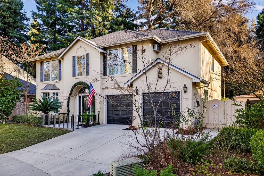 681 Cromwell Dr - 007 (Photos)