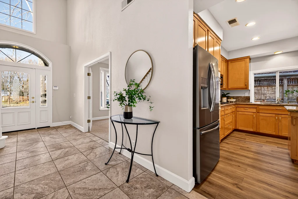 681 Cromwell Dr - 010 (Photos)