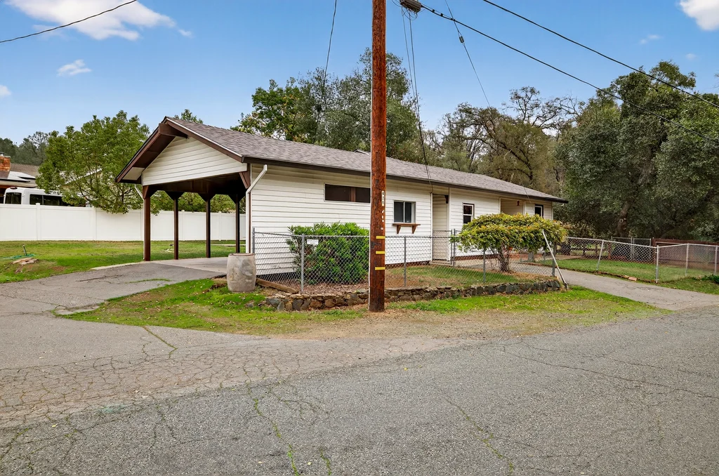 94 Highlands Blvd - 006 (Photos)