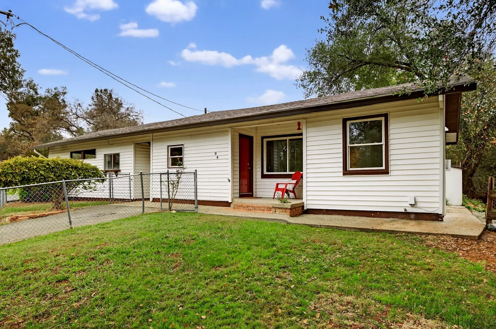 94 Highlands Blvd - 008 (Photos)