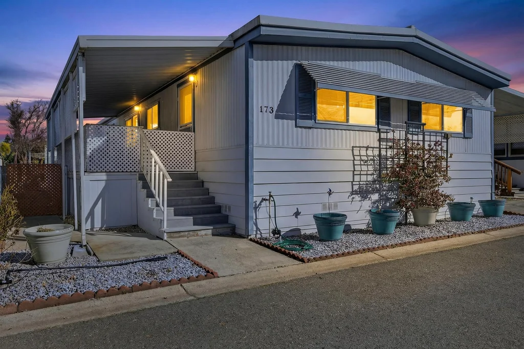 701 E Lassen Ave, Chico #173 - 002 (Photos)