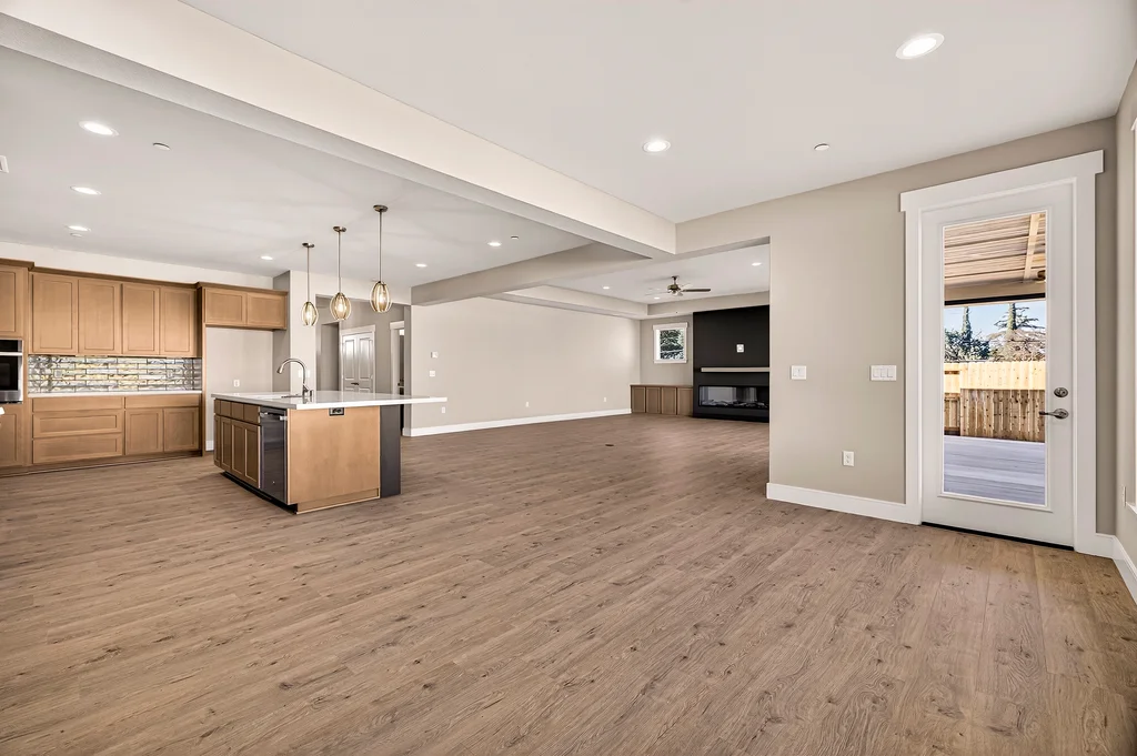 2749 Waterloo Cir - 009 (Photos)